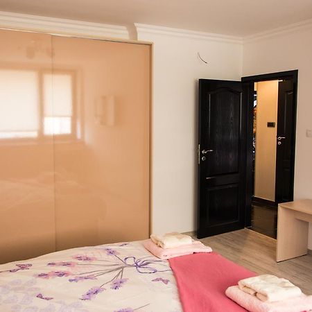 Silver Apartment Burgas Esterno foto
