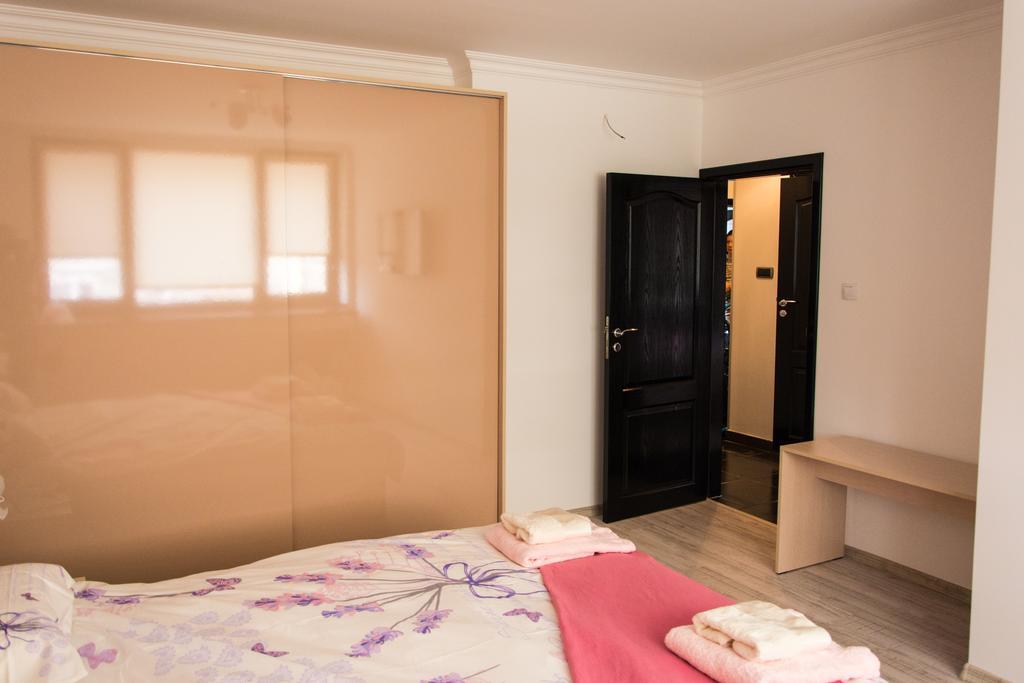 Silver Apartment Burgas Esterno foto